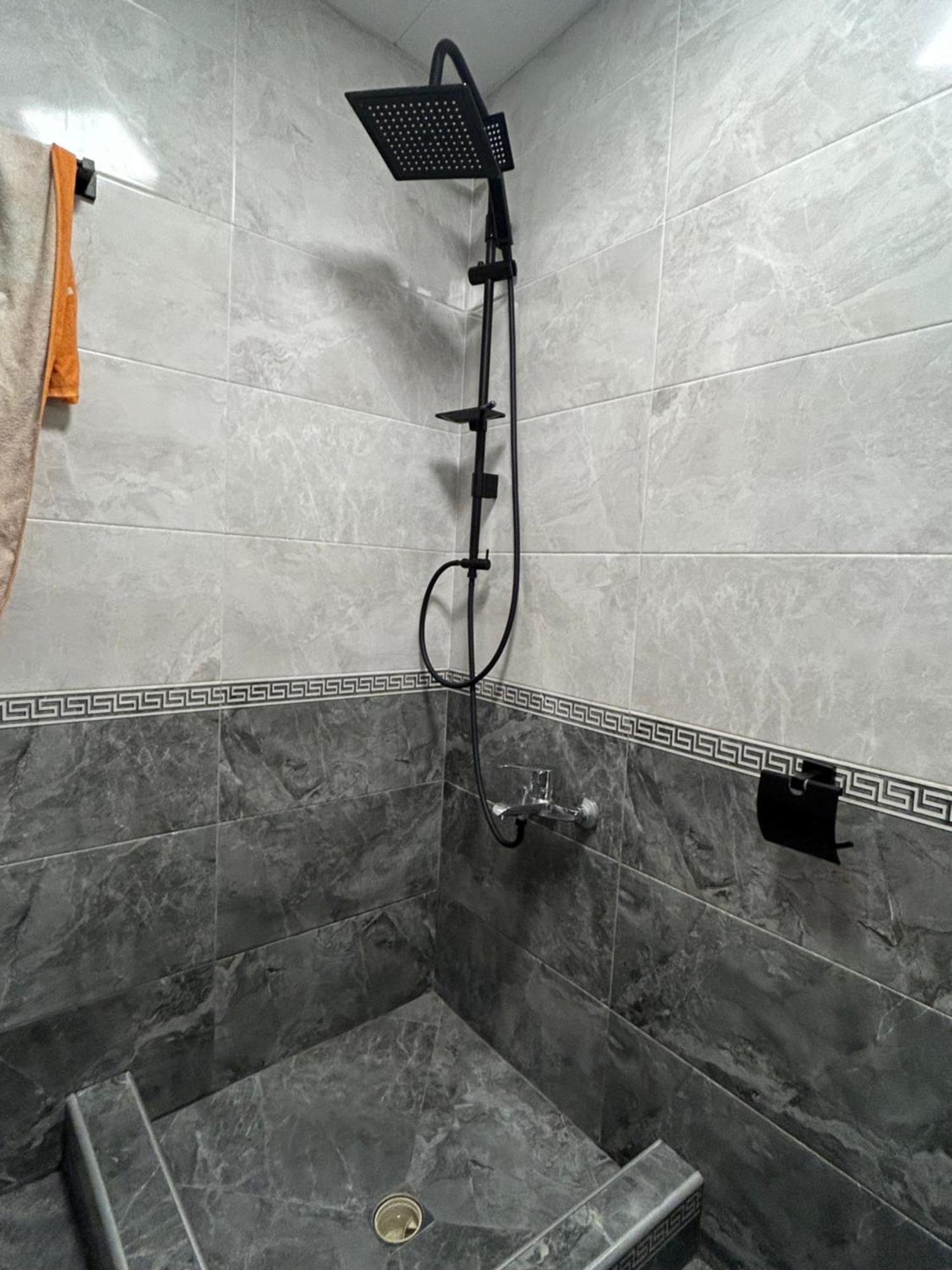 Mtx Tbilisi Apartment Luaran gambar